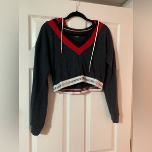 Tommy Hilfiger - Cropped Hoodie